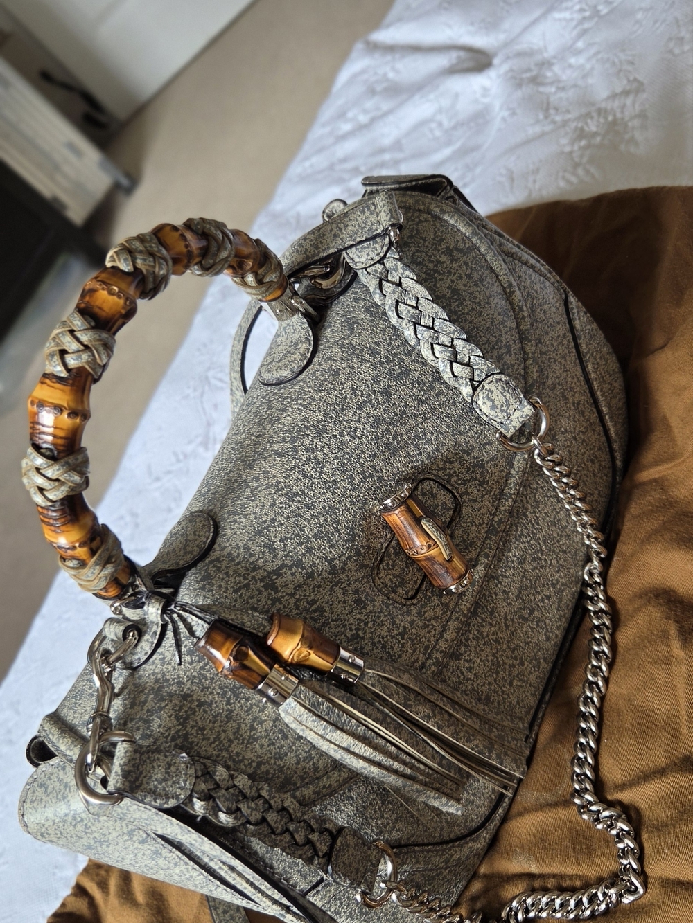 Gucci Gray Textured Satchel Handbag with Amber Bamboo Accents - Picture 5 of 14